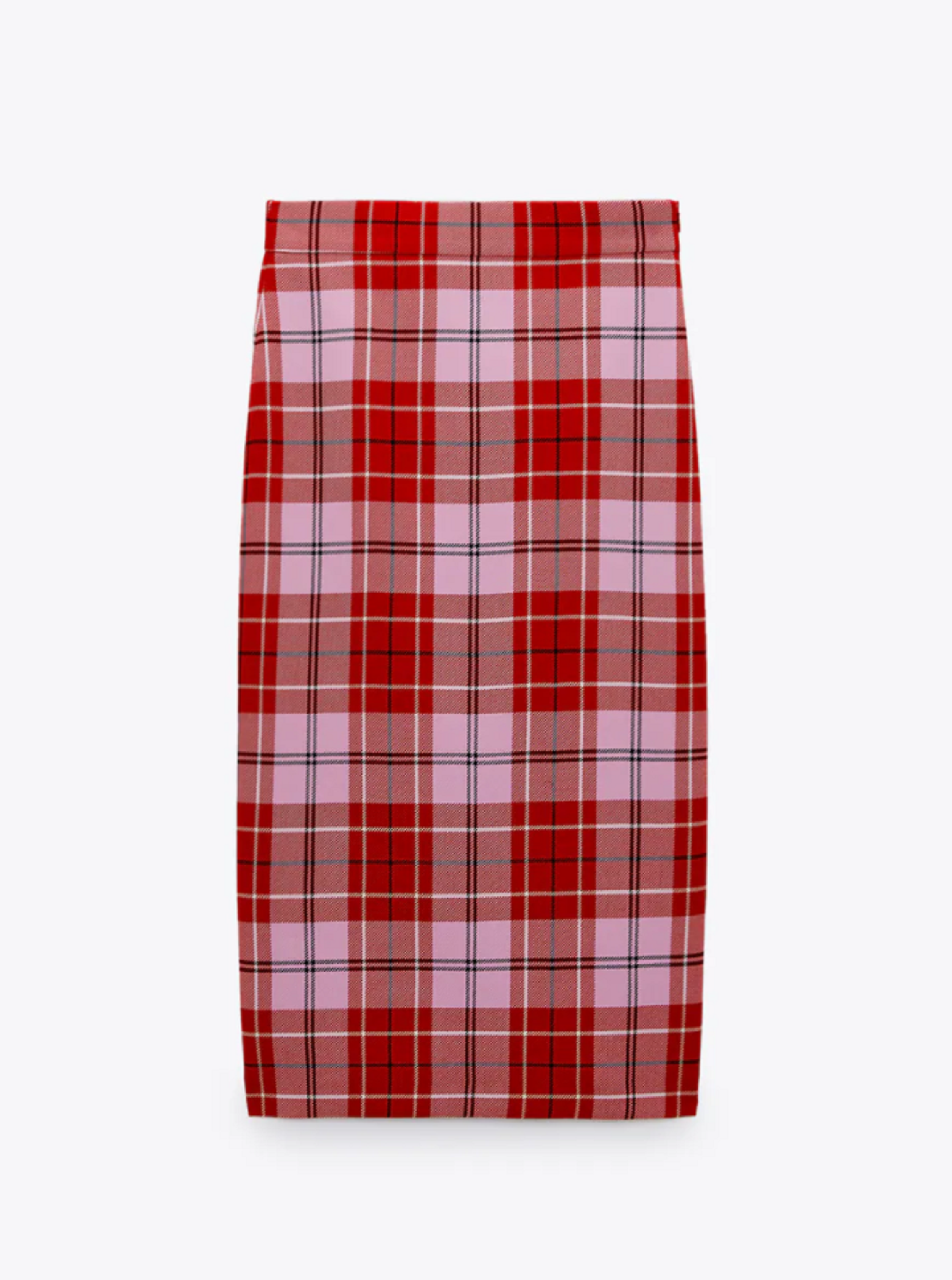 1625573370-zara.PNG