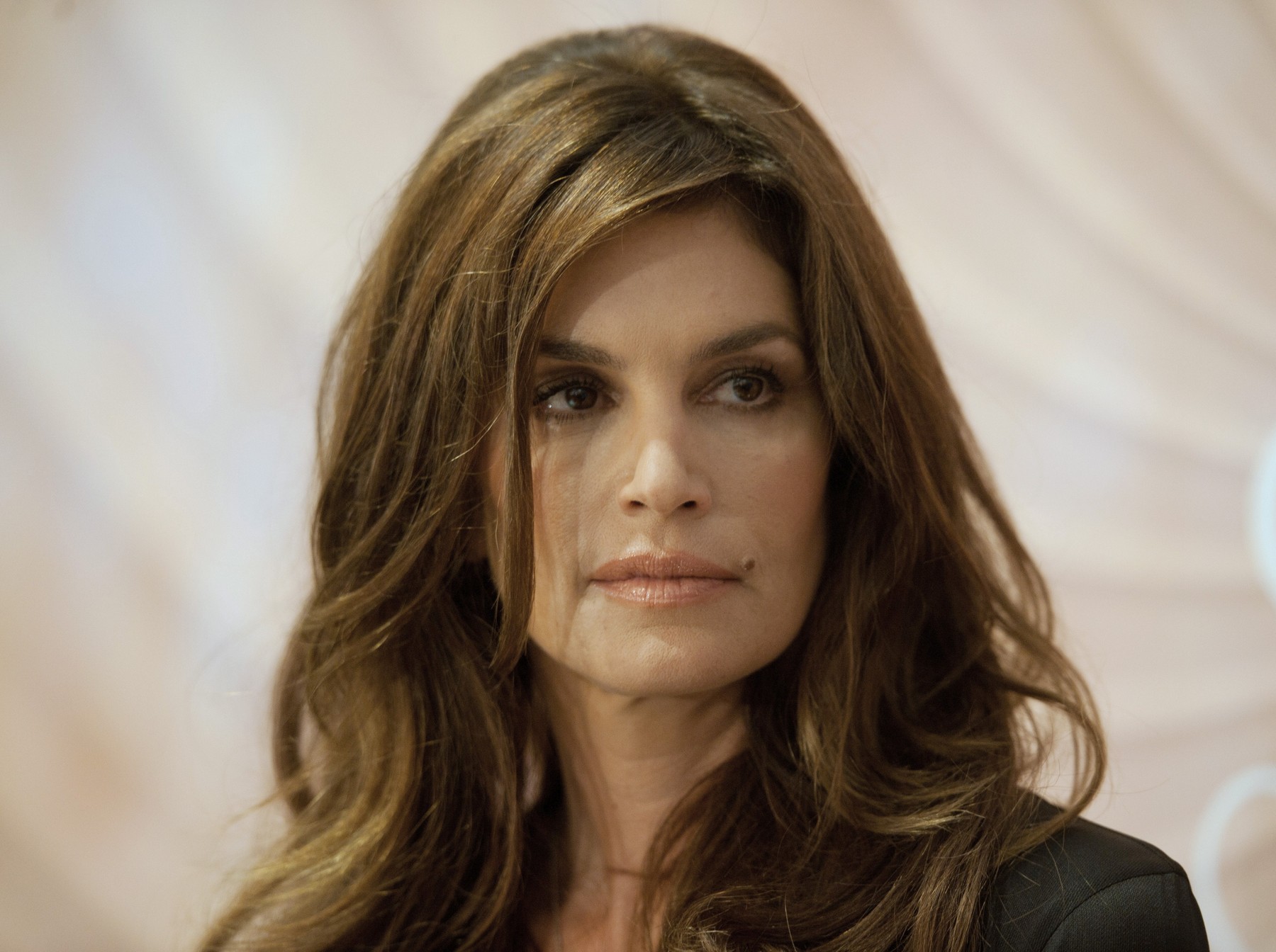 Cindy Crawford attends opening of Omega boutique in Moscow