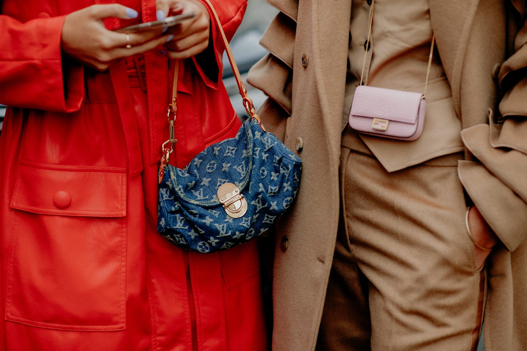 moda; detalji