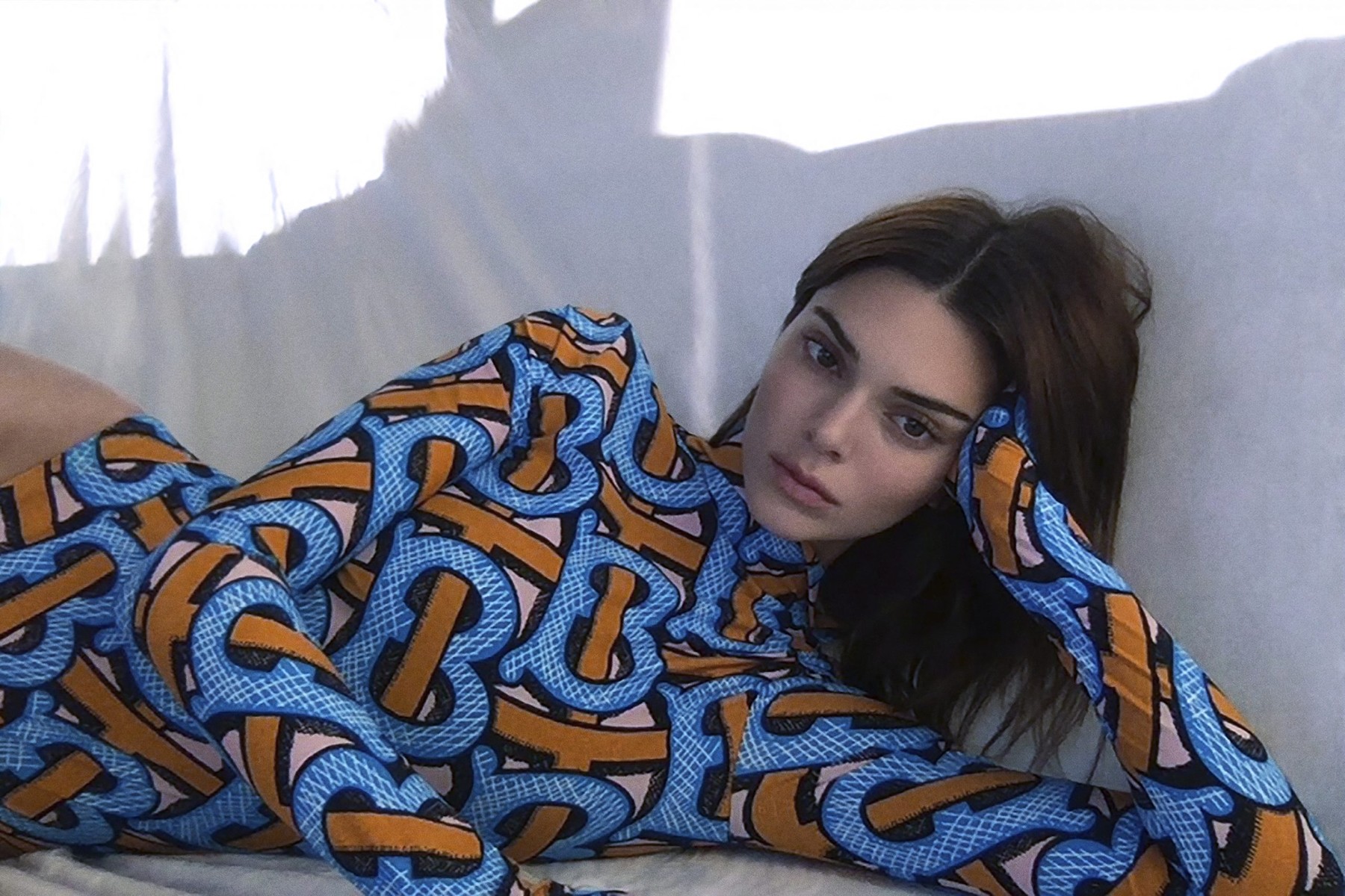 Kendall Jenner dans la nouvelle campagne Burberry "Summer M