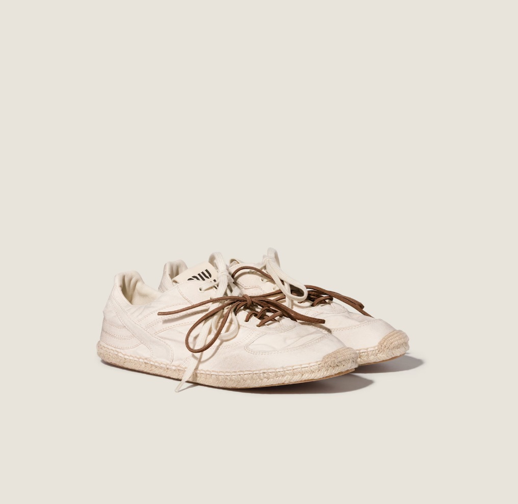1774266415-miumiu.jpg