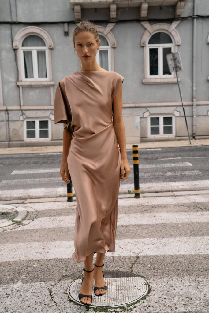 1775473421-moda-8-683x1024.jpg