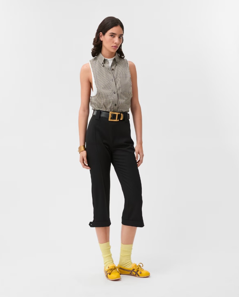 1775552392-versace2.jpg