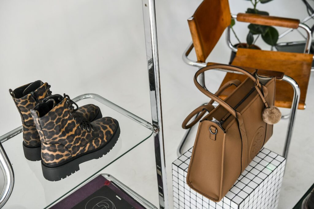 1760615531-Deichmann-04-1024x683.jpg