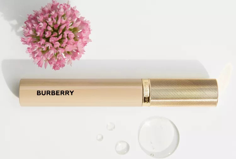 1744457722-Burberry.jpg