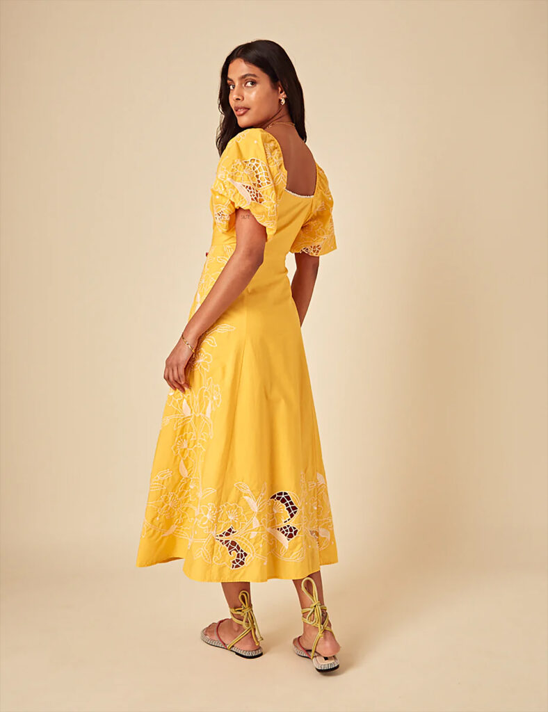 1744886858-moda-4-788x1024.jpg