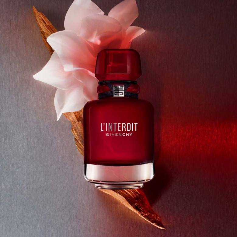 1746445104-givenchy-LInterdit-Eau-de-Parfum-Rouge1.jpg
