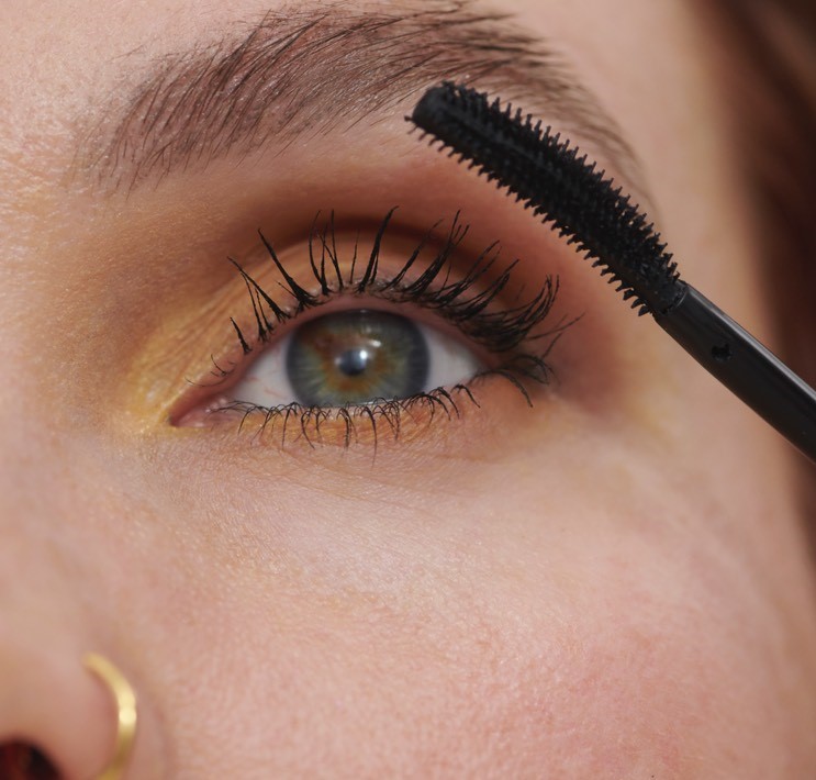 1722864276-mascara-wondercurl4.jpg