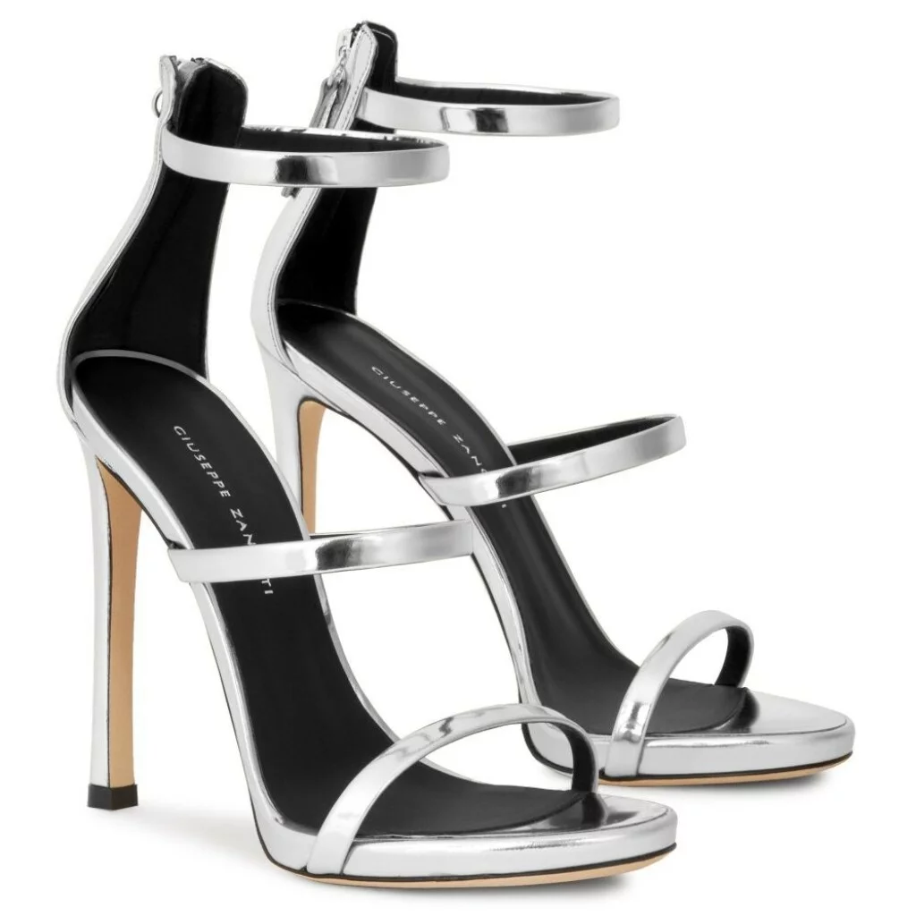 1701682360-Giuseppe-Zanotti.webp