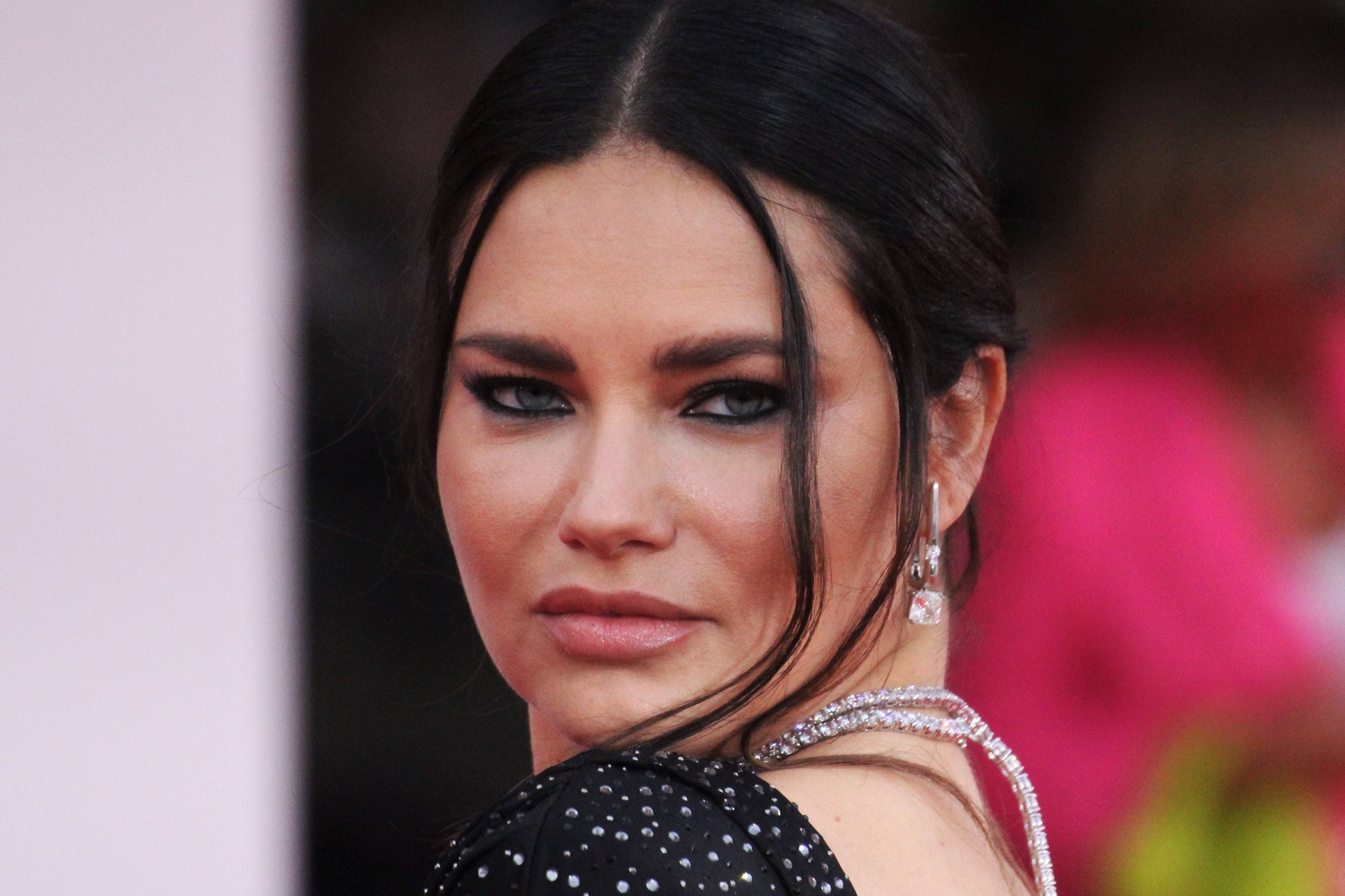 Internationale Filmfestspiele Venedig - Mostra del Cinema 2023. Adriana Lima attends THE KILLER red carpet at the 80th V