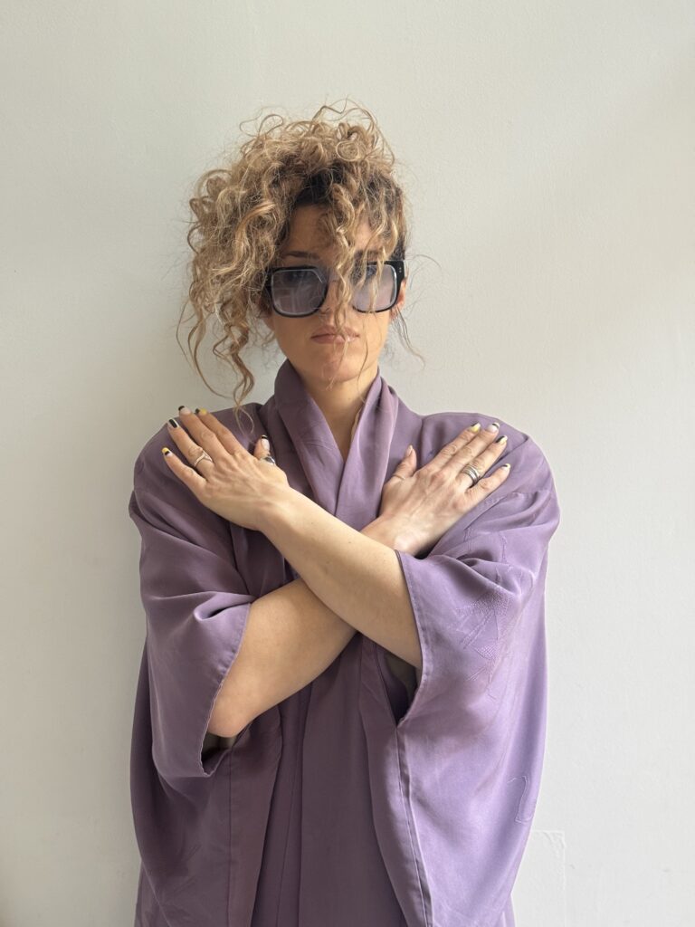 1781267882-Lila-kimono-768x1024.jpeg