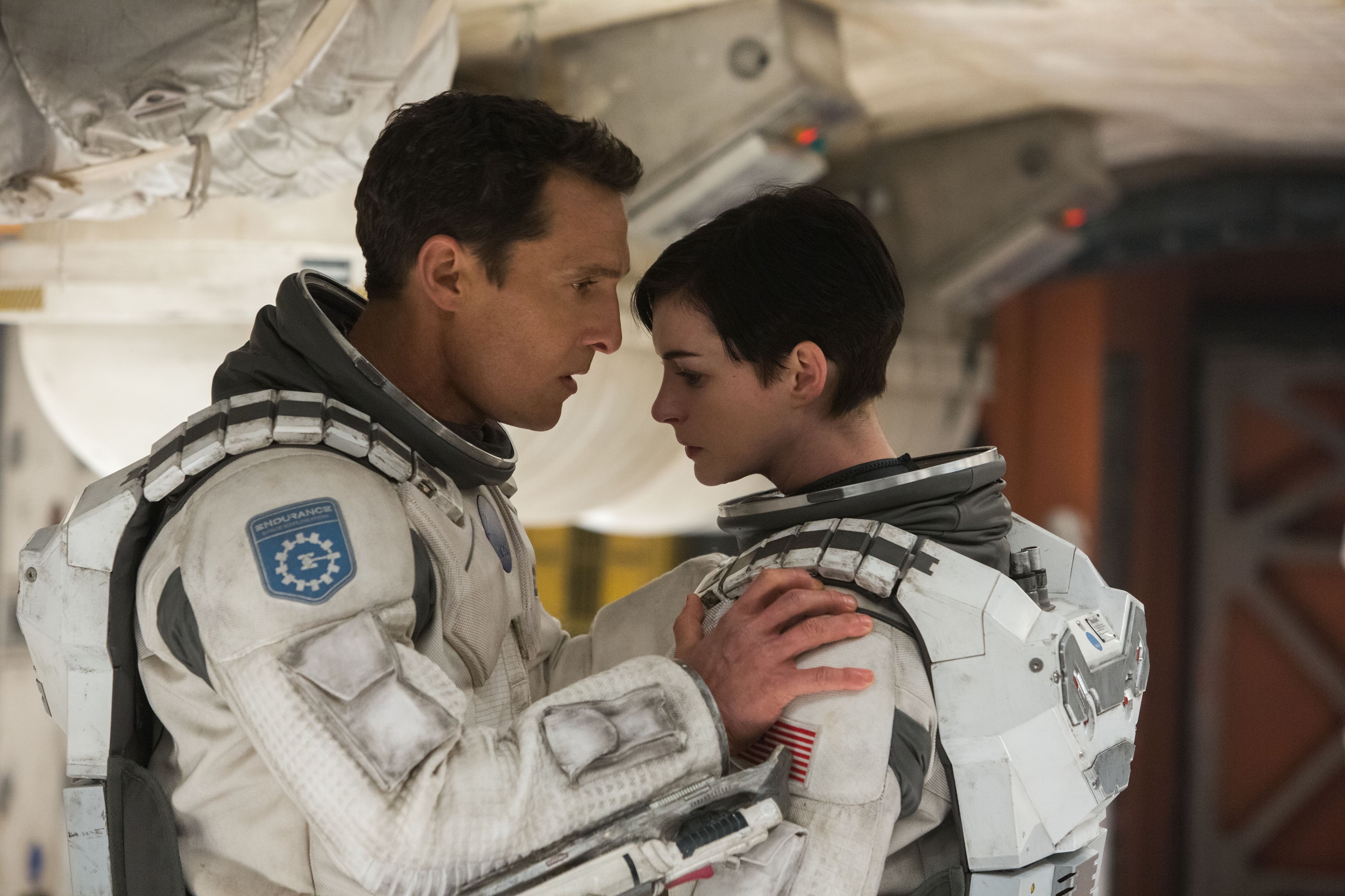 ANNE HATHAWAY and MATTHEW McCONAUGHEY