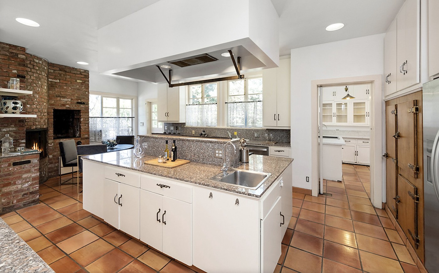Photo©2023: Zillow via Gr