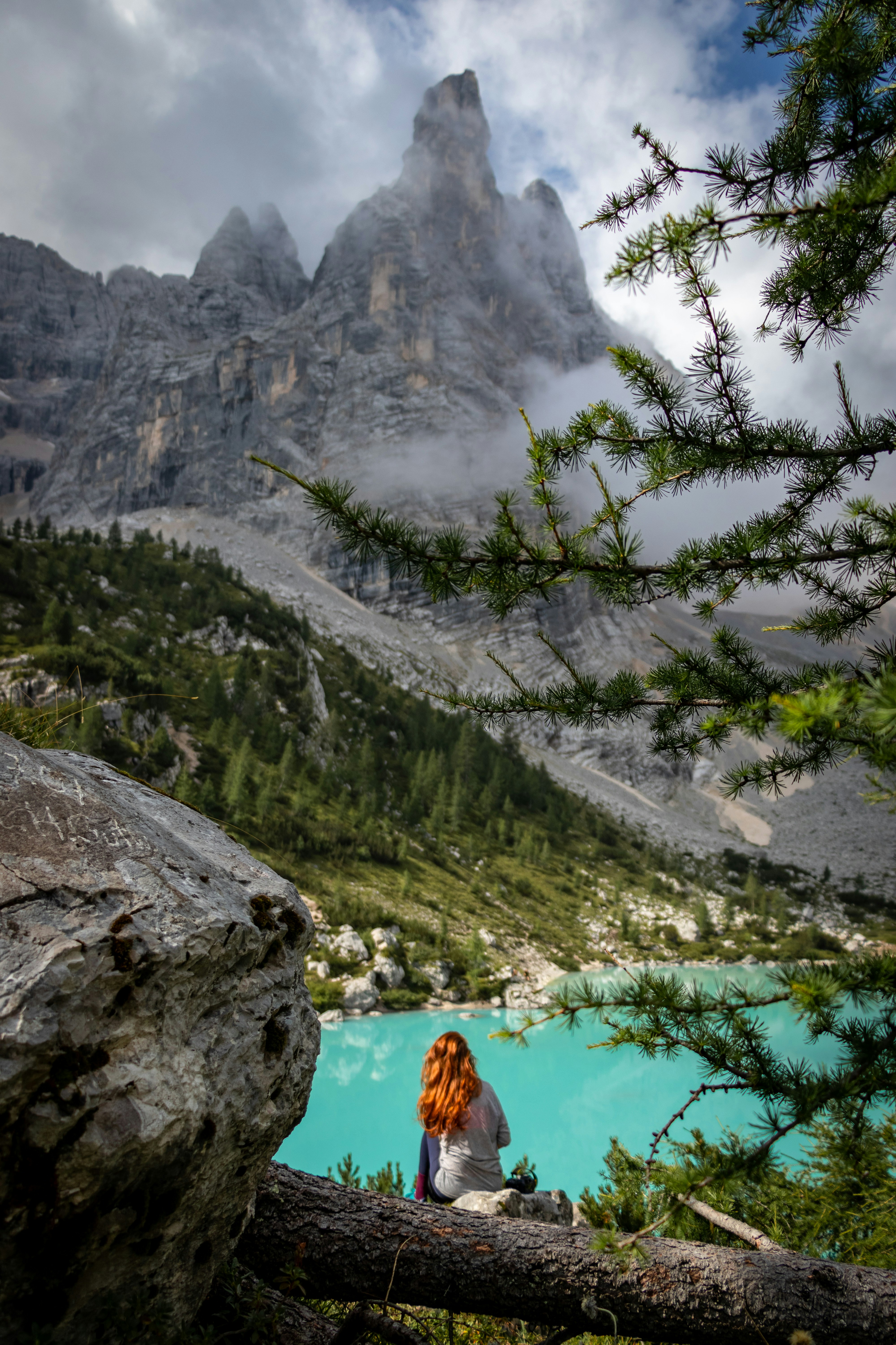 tomas-malik--zjnscKjd1k-unsplash