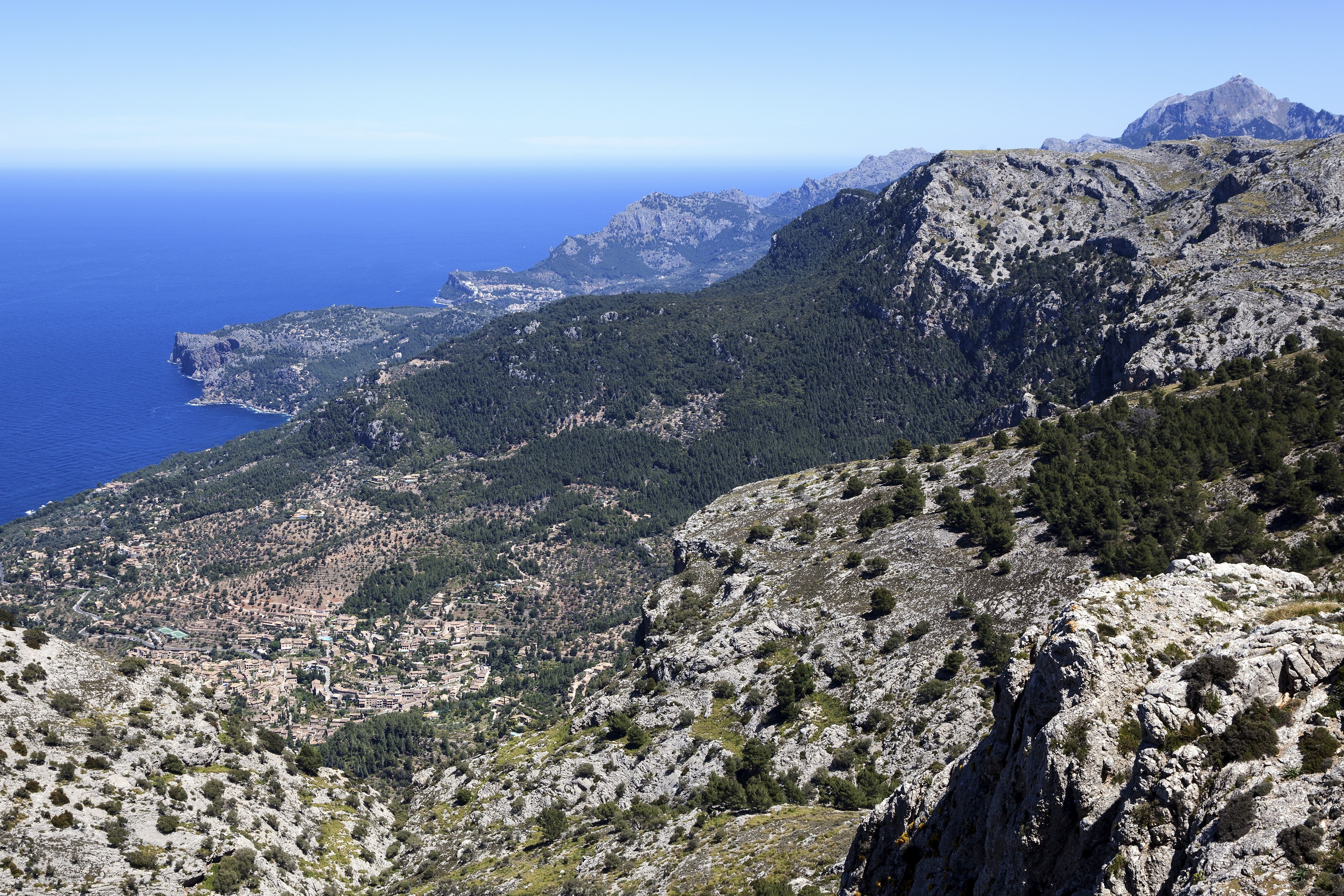 View from Puig Caragoli to the west coast of Majorca