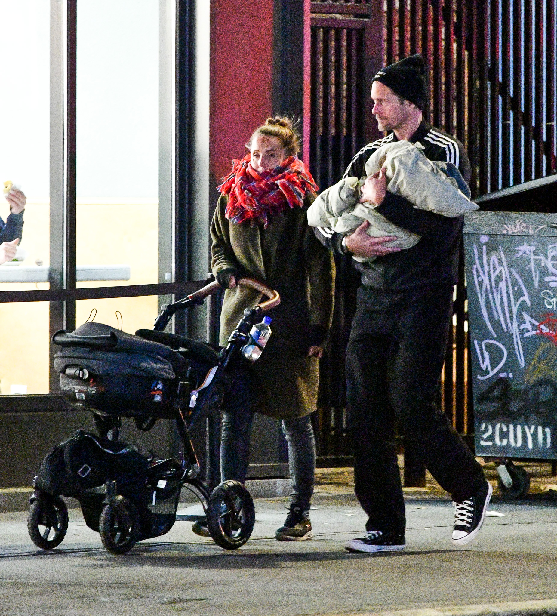 11/14/2022 EXCLUSIVE: Alexander Skarsgard and Tuva Novotny