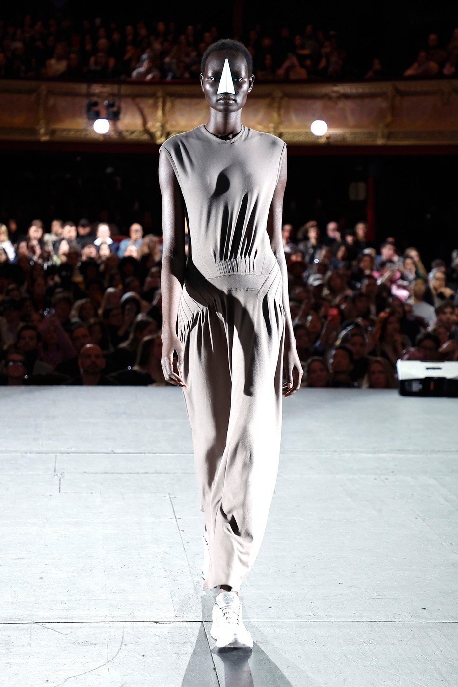 Model on the runway at the Zomer fashion