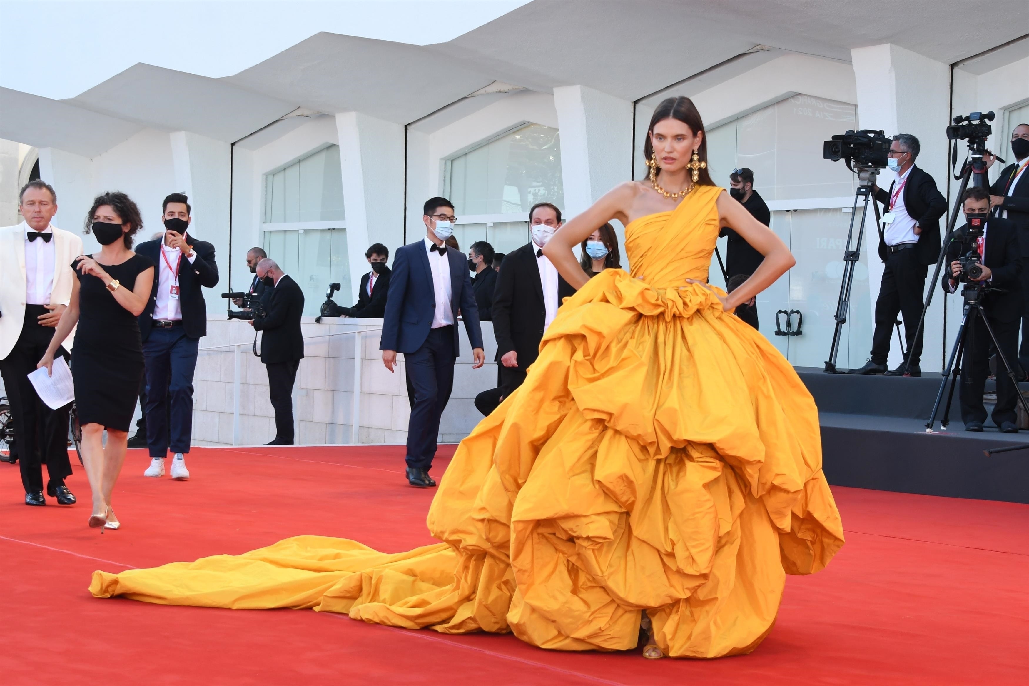 VENICE, ITALY - Venice, Madres Paralelas" Red Carpet