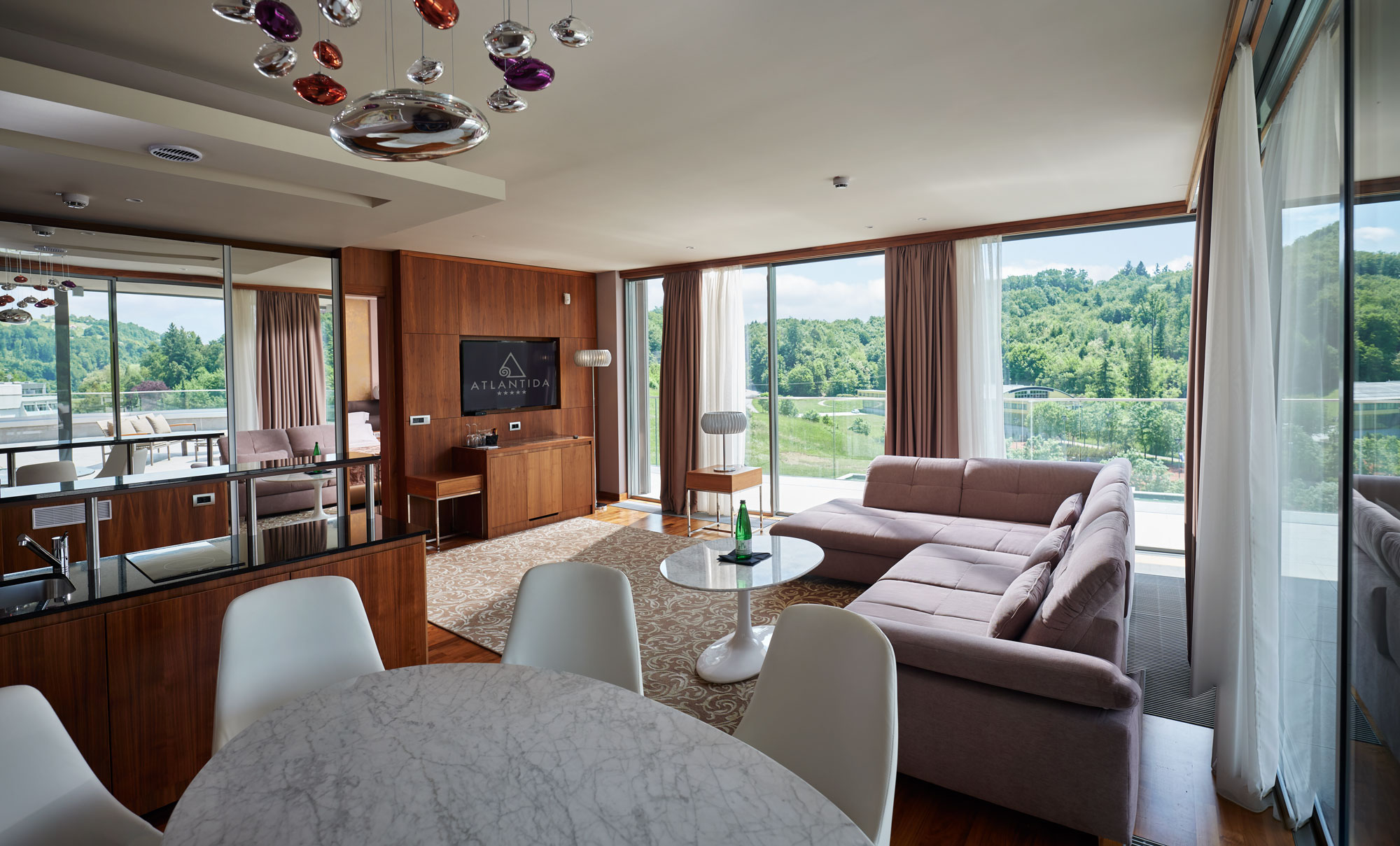 Presidental Suite (3).jpg