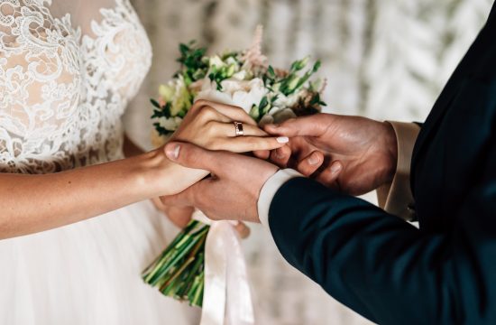 Venčanje, svadba, ruke, prsten, burma, horoskop, brak