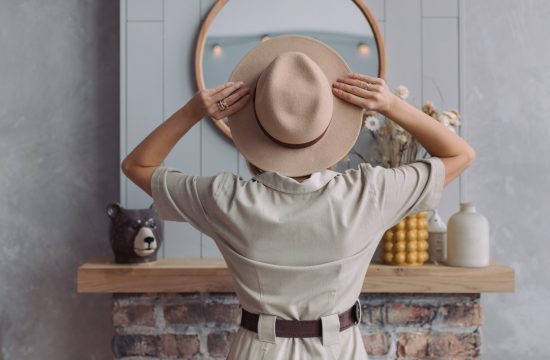 Devojka, žena, šešir, ogledalo