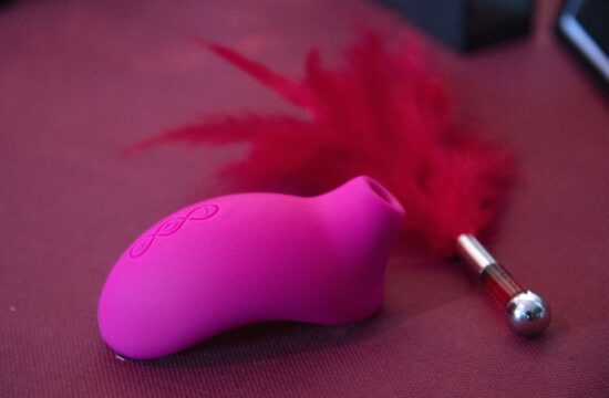 Lelo vibrator