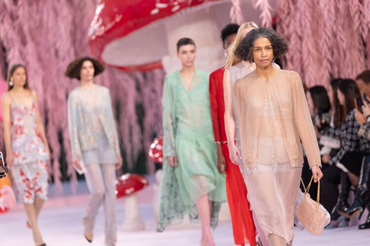 Stephanie Cavalli, Chanel revija