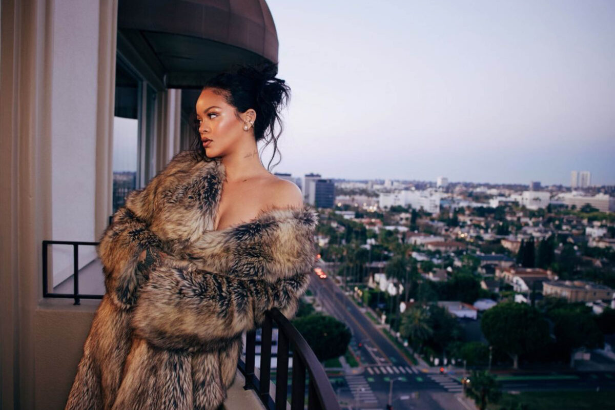 Kažu da na svakom crvenom tepihu Rijana uvek miriše najbolje. Ovo je spisak parfema koje koristi